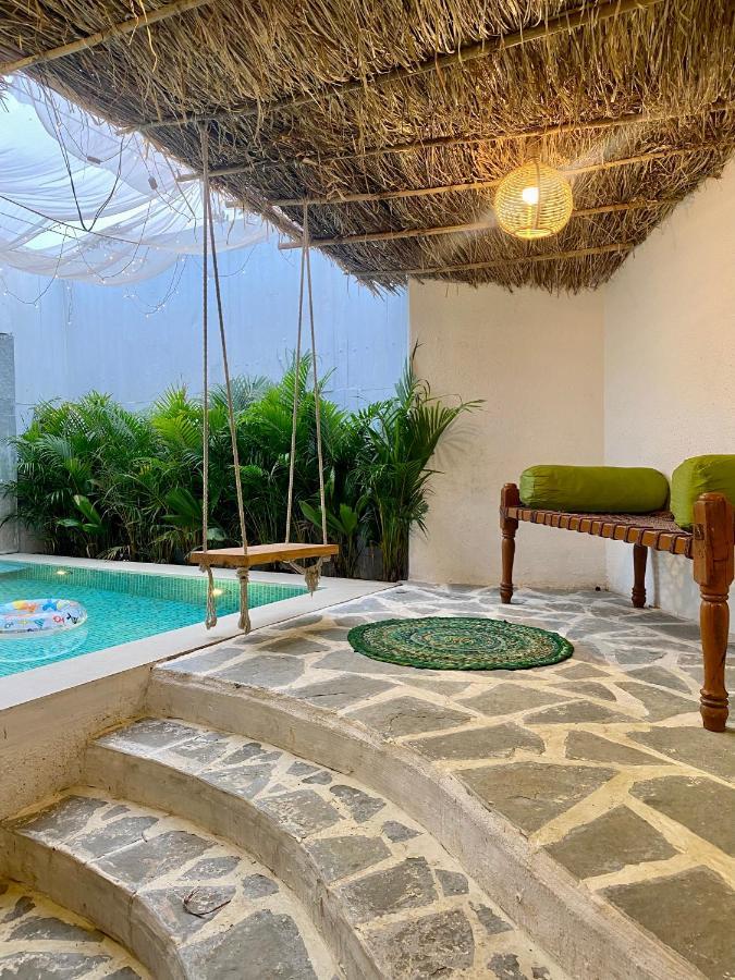 Glass House With Pvt Pool By Miracle Resort & Villa Лонавла Екстер'єр фото